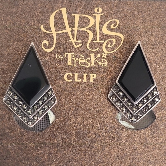 Sterling Silver Vintage Onyx Marcasite Clip On Earrings - Picture 1 of 4